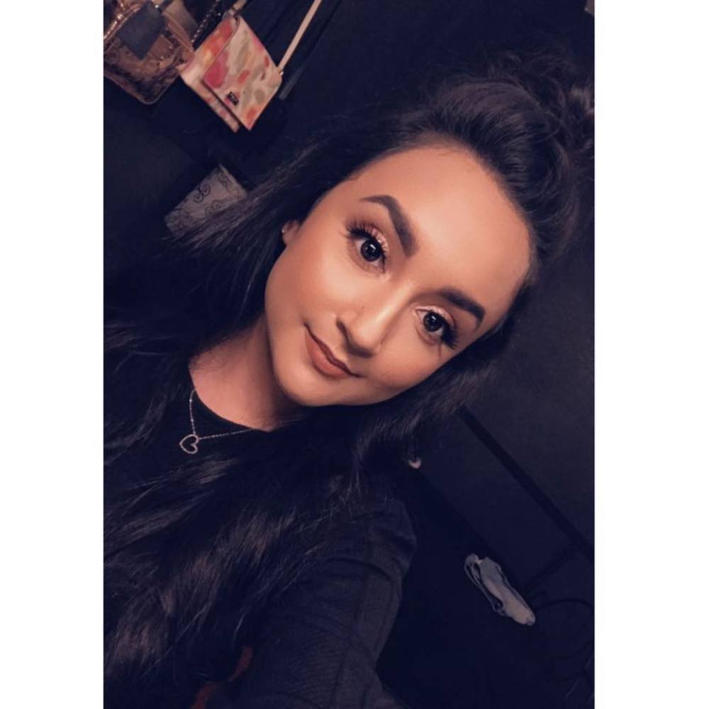 Meet your Posher, Selena